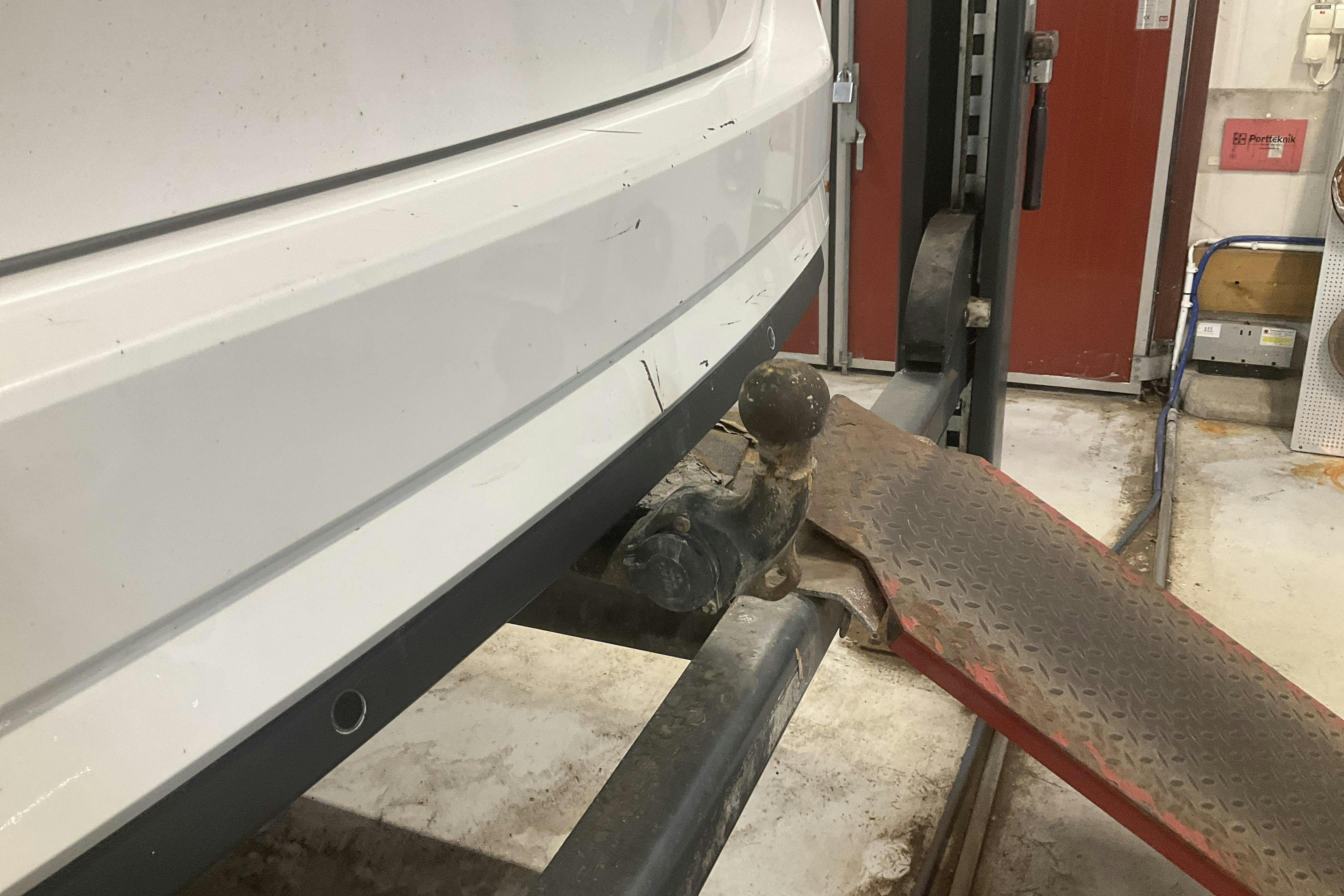 Vehicle Image 13