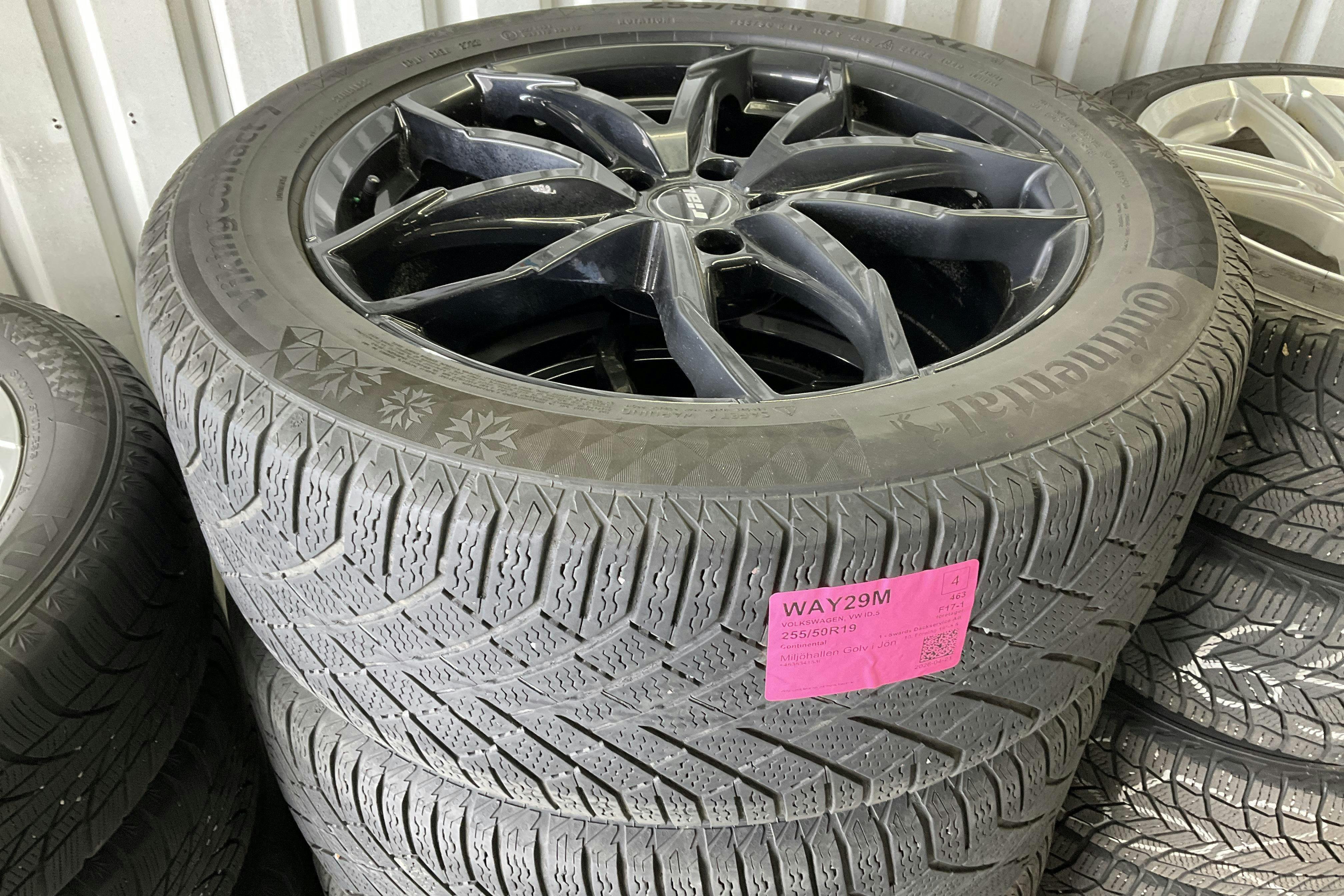 Vehicle Image 14