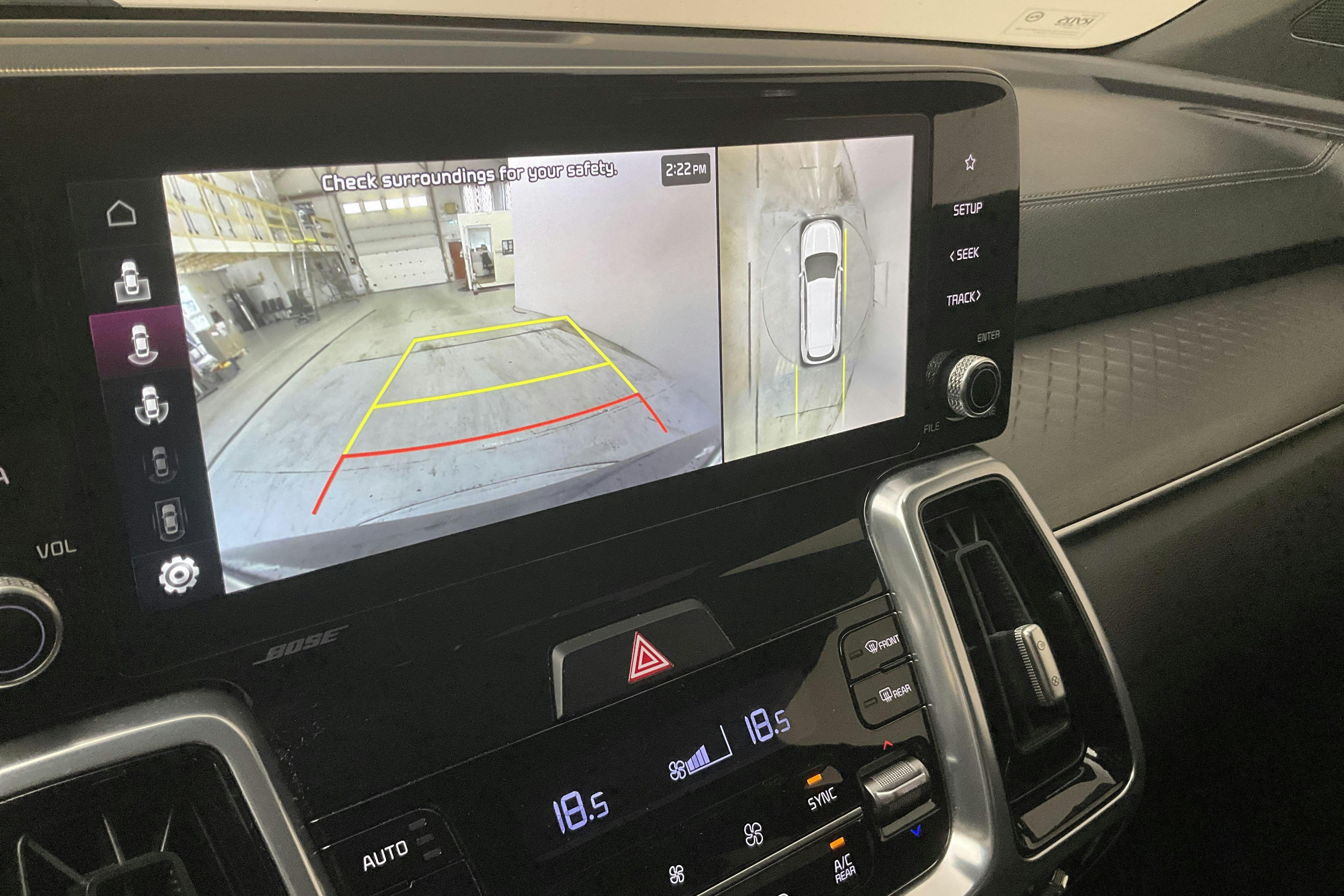 Vehicle Image 12