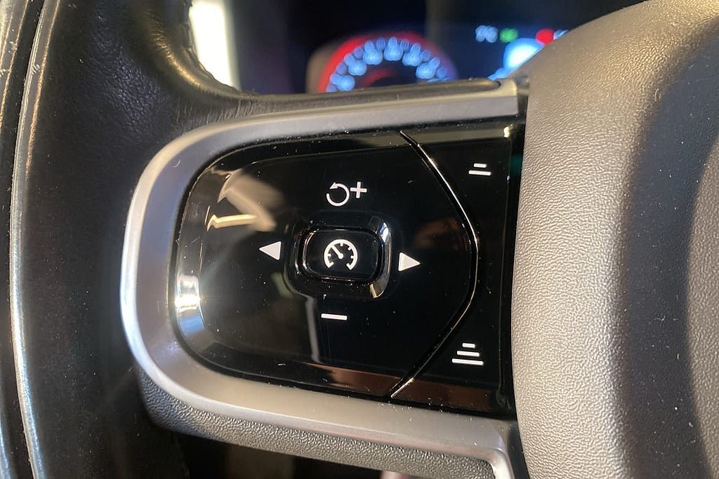 Vehicle Image 52