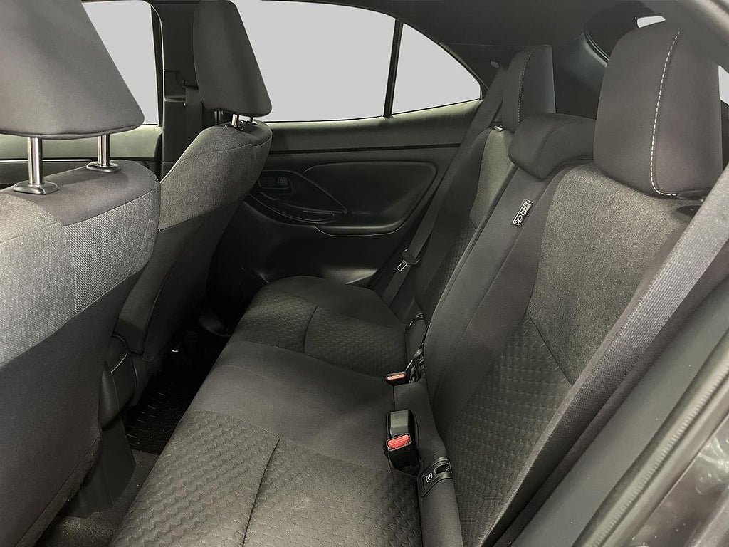 Vehicle Image 10