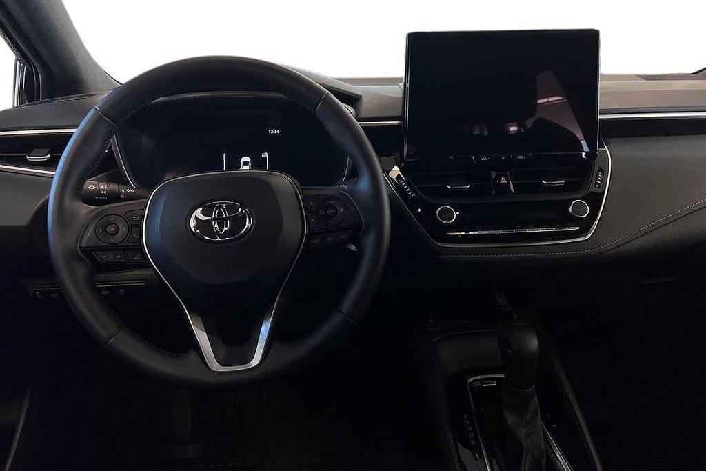 Vehicle Image 10