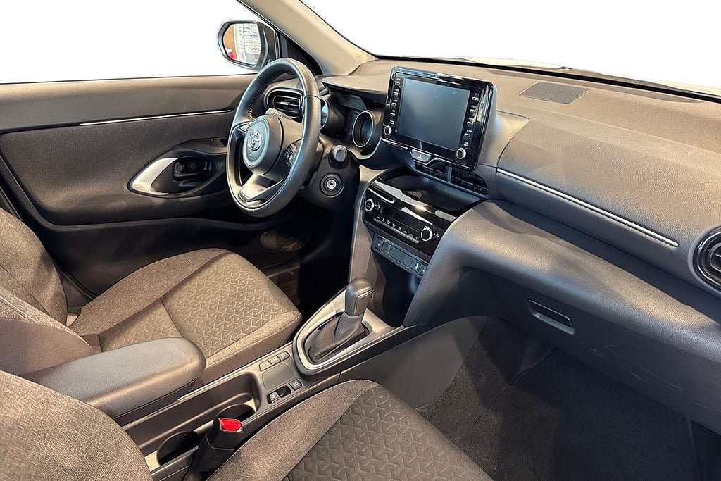 Vehicle Image 7