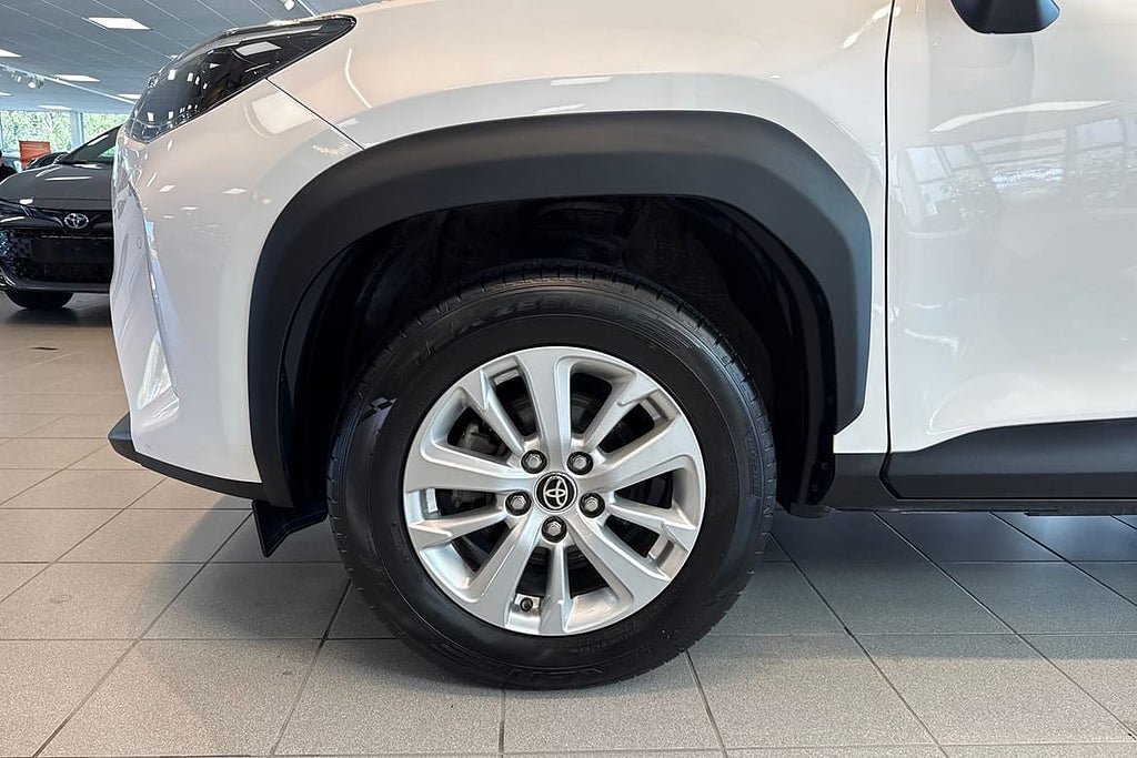 Vehicle Image 17