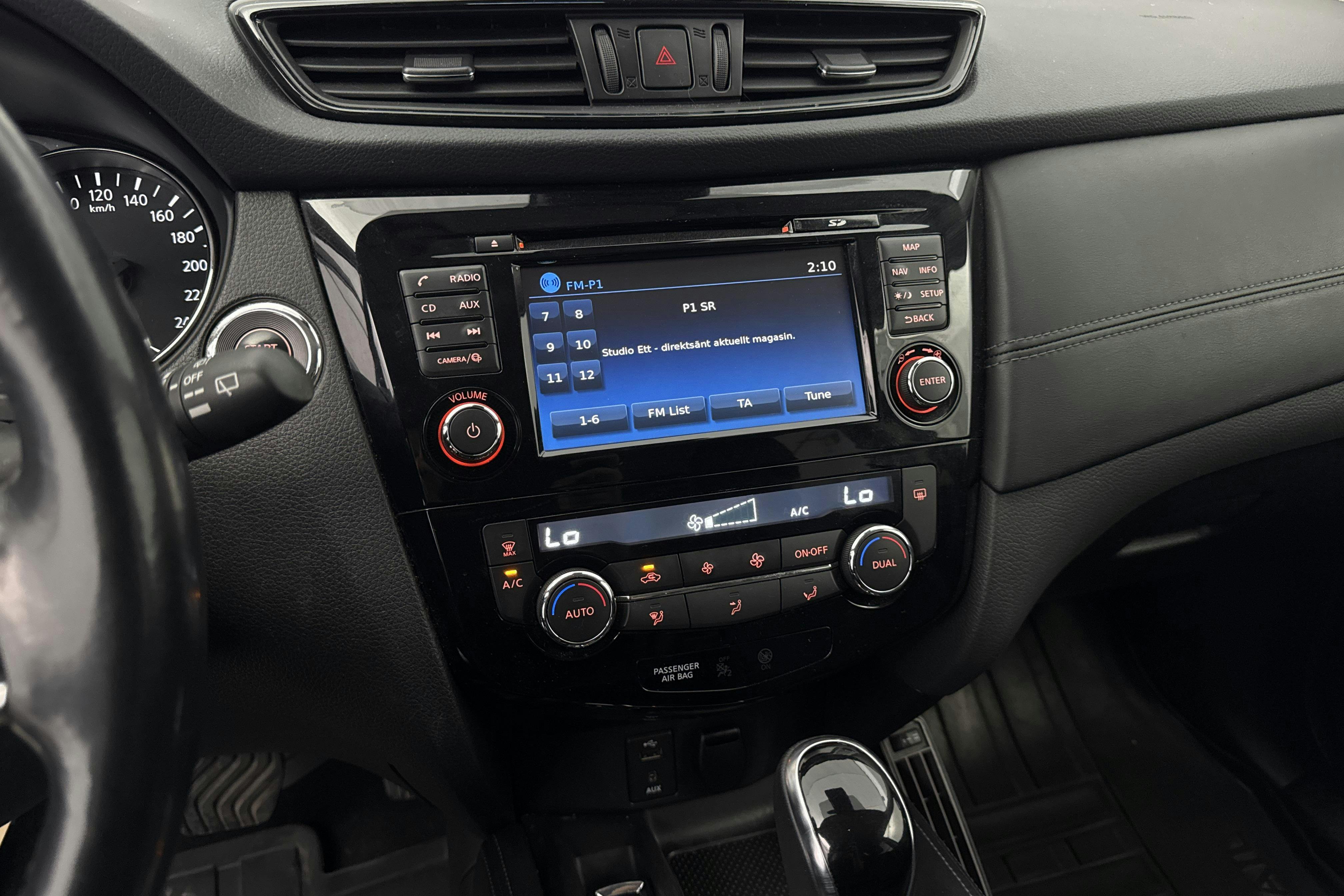 Vehicle Image 13