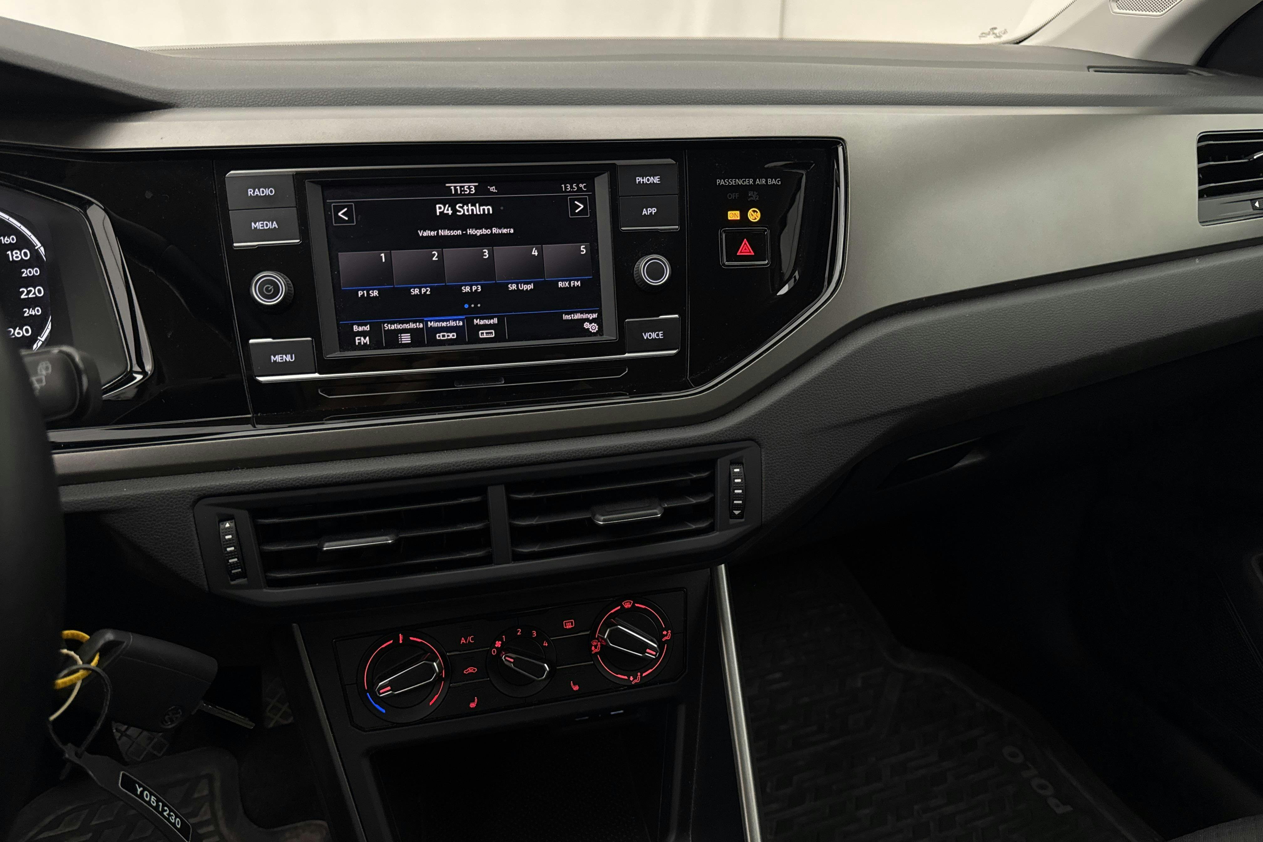 Vehicle Image 11