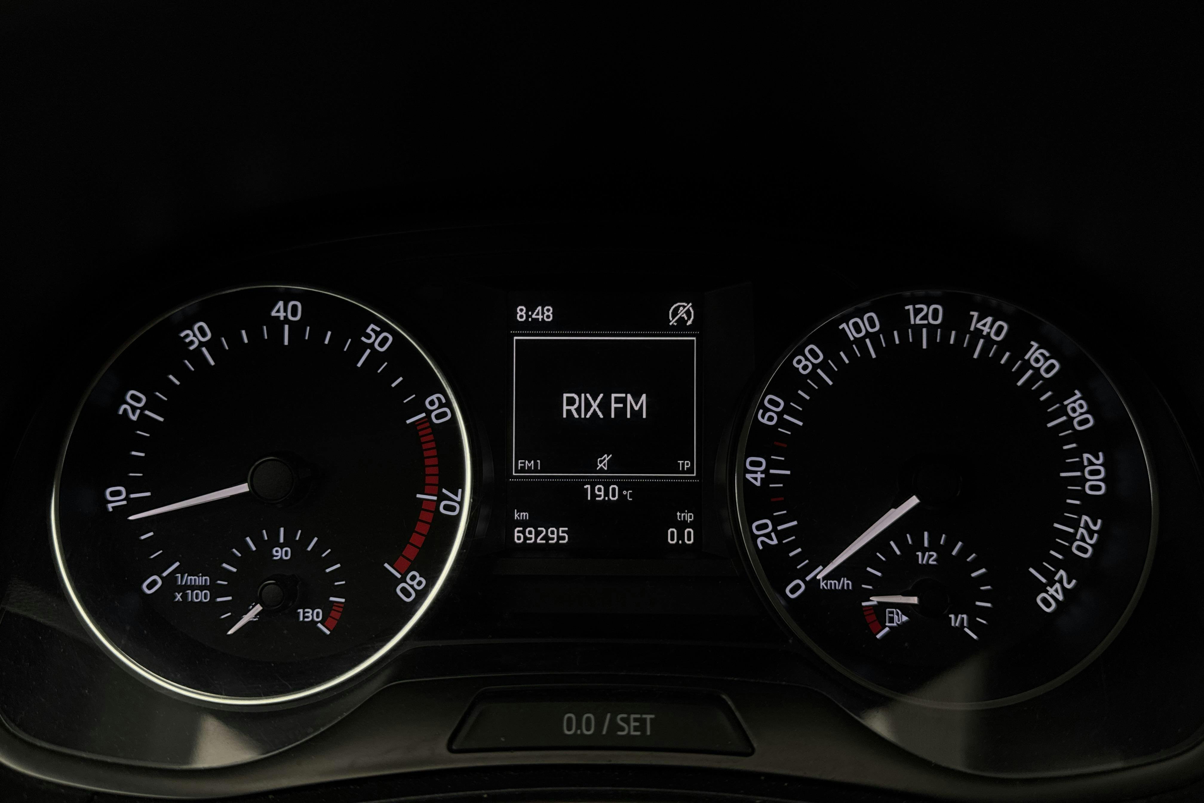 Vehicle Image 10