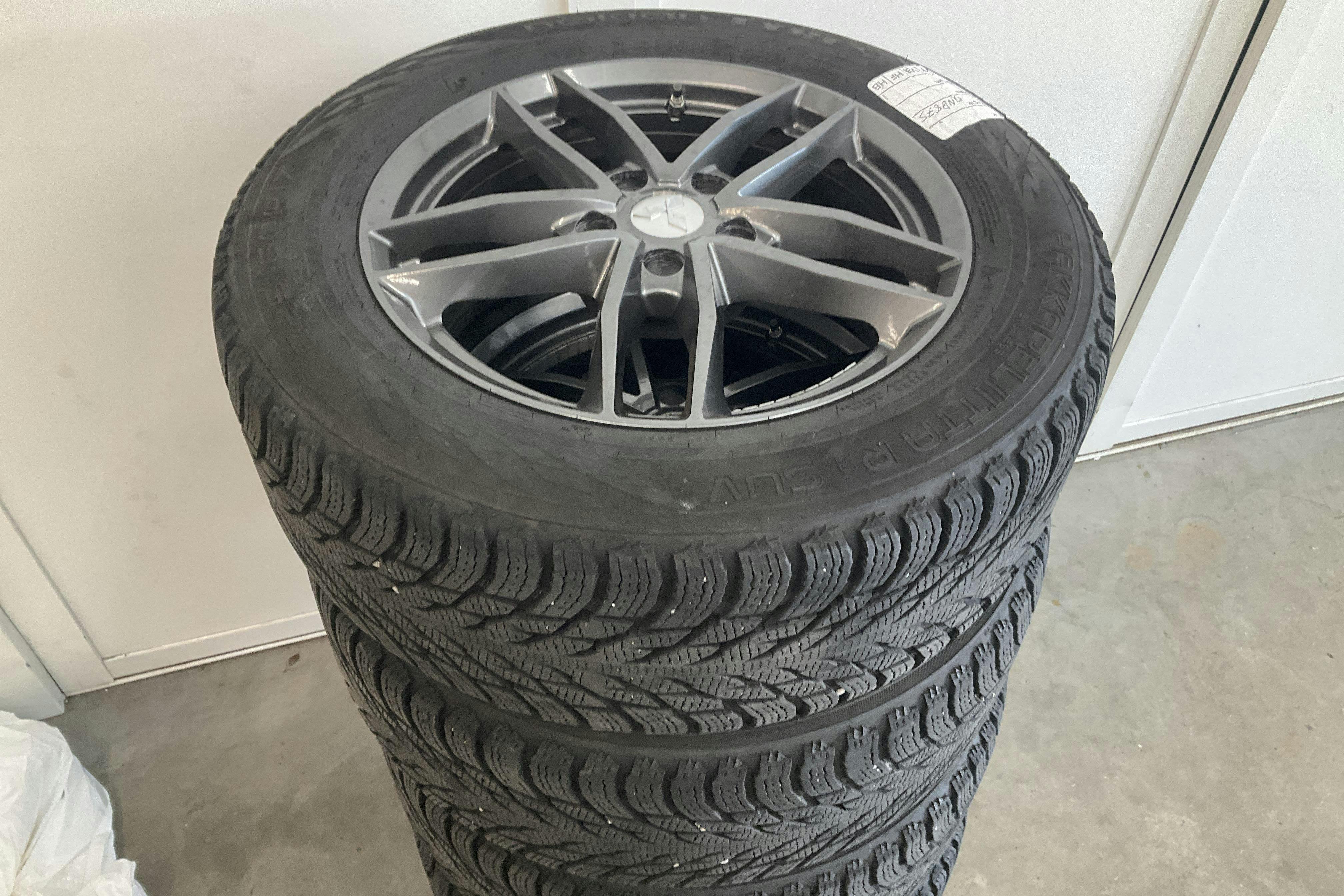 Vehicle Image 14