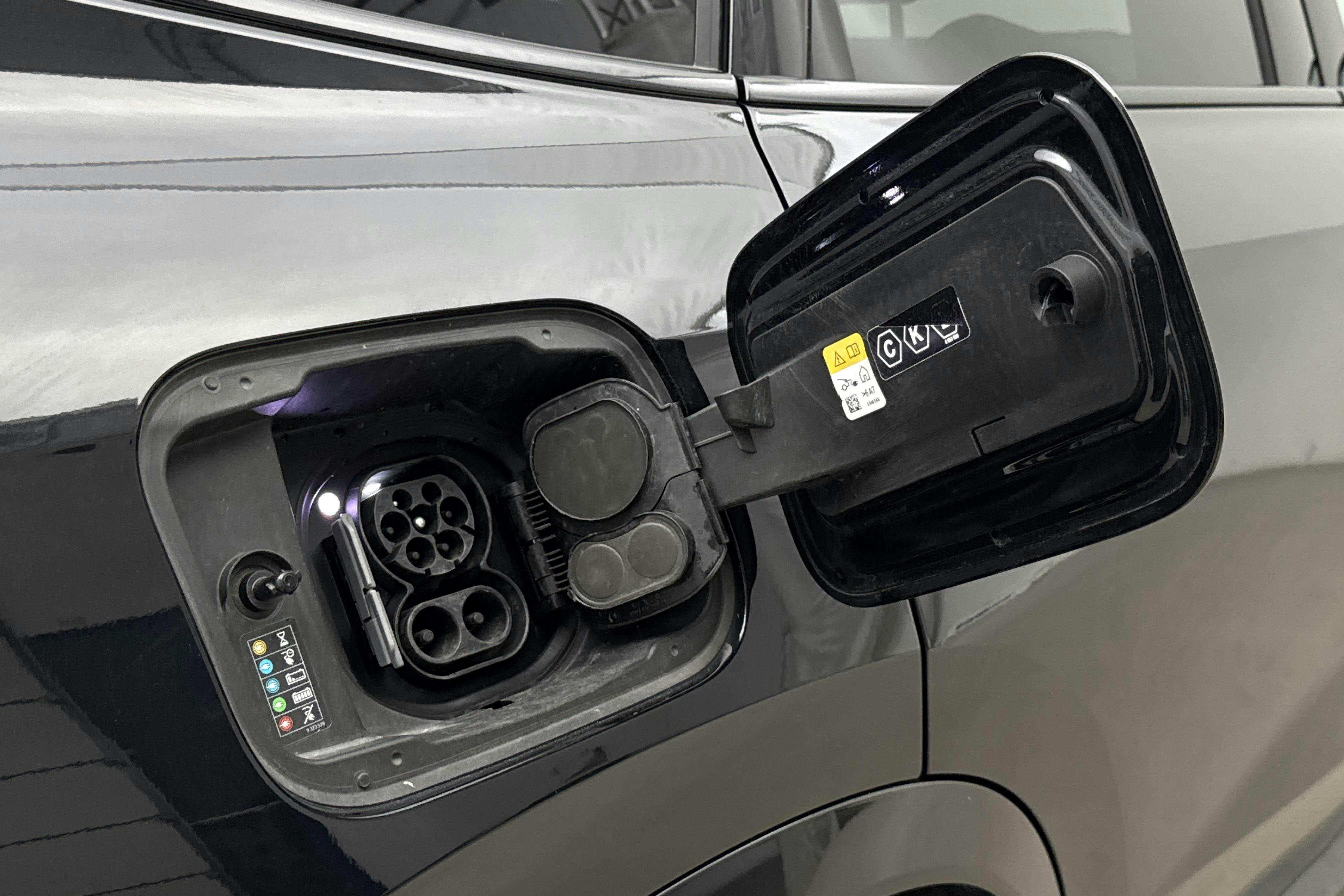 Vehicle Image 20