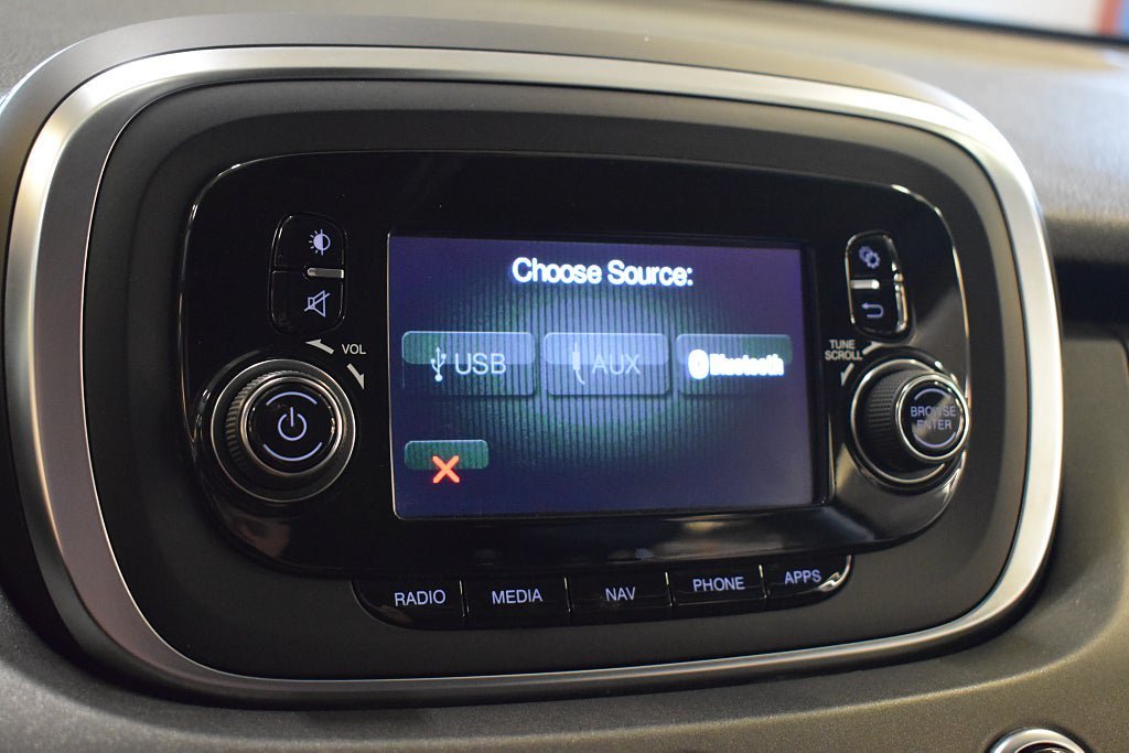 Vehicle Image 12