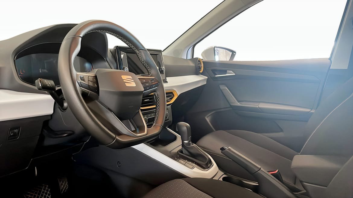 Vehicle Image 7