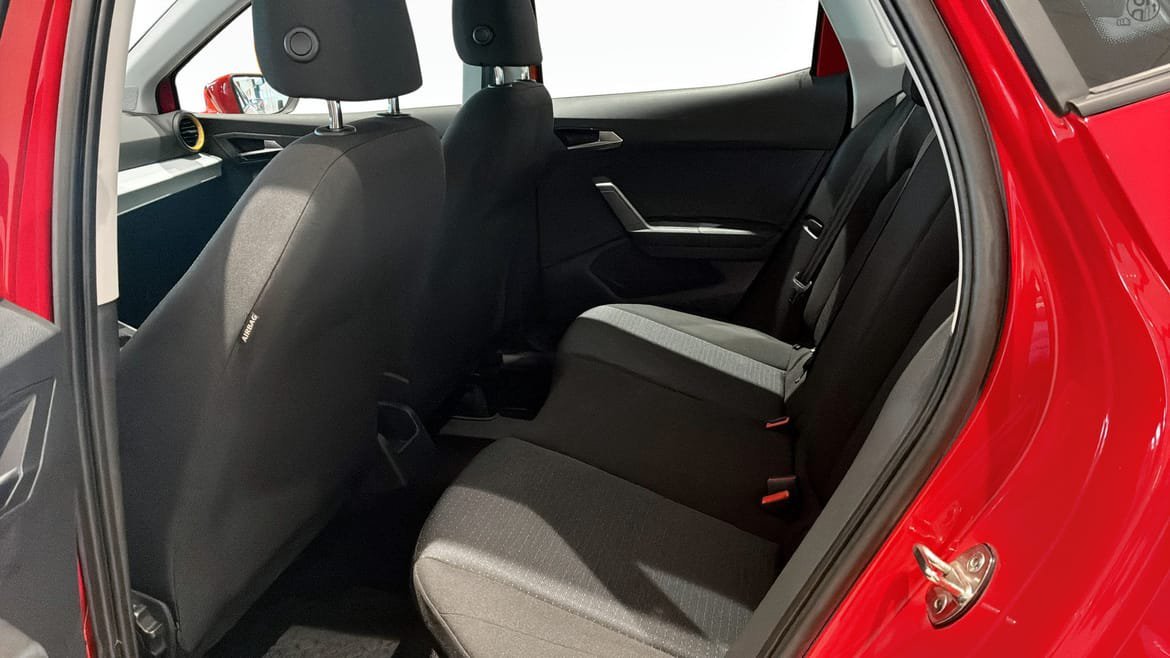 Vehicle Image 11