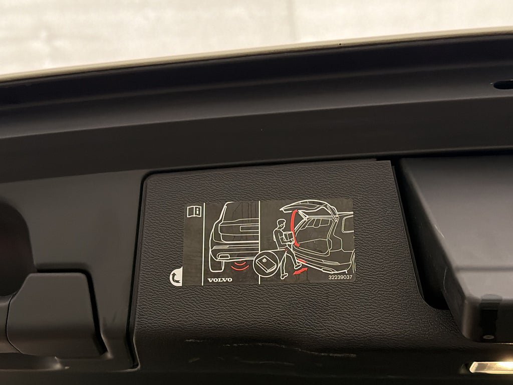 Vehicle Image 29