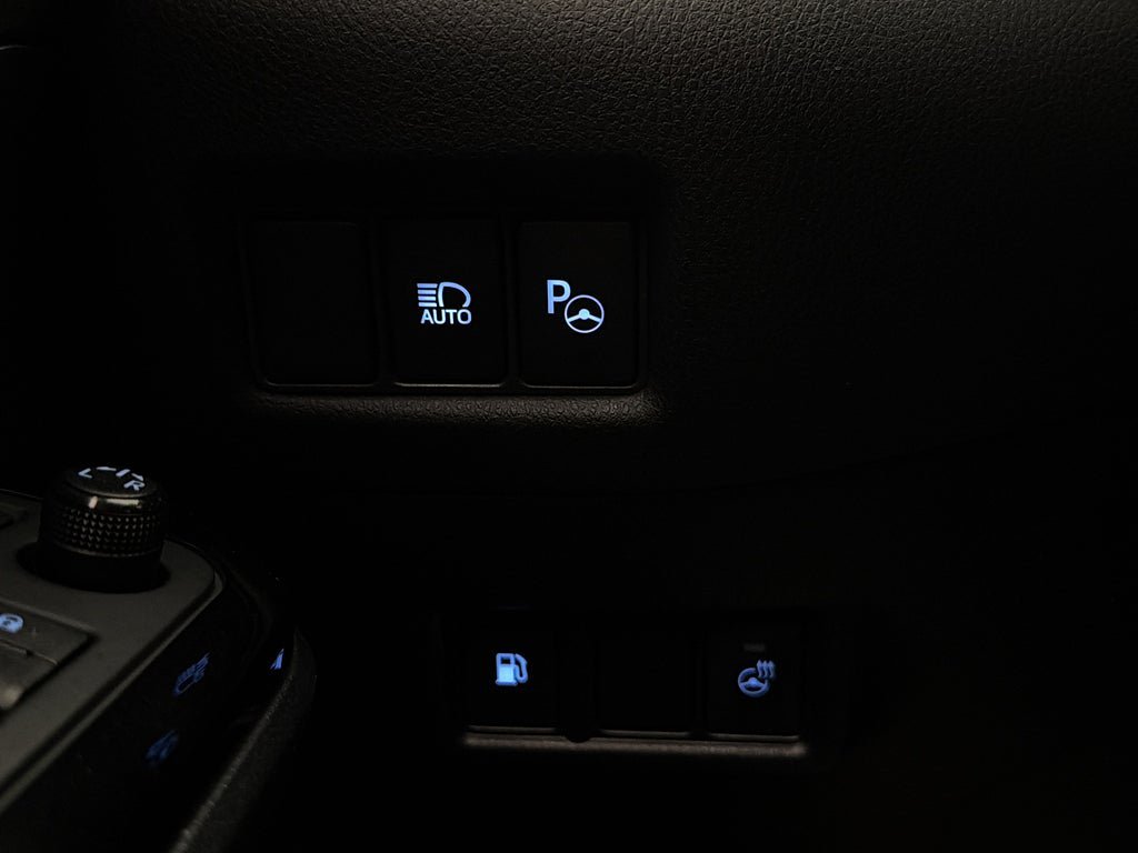 Vehicle Image 18