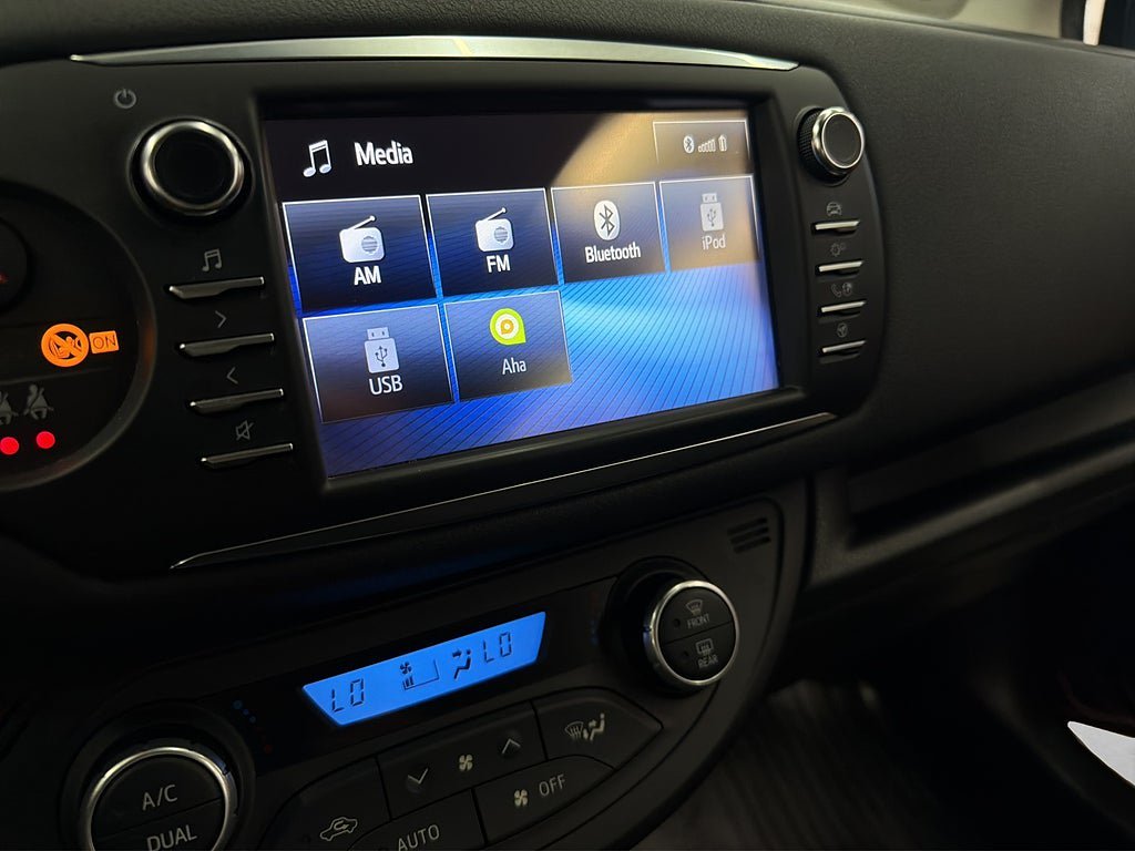 Vehicle Image 20