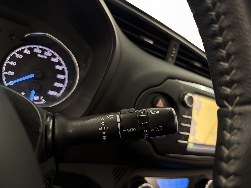Vehicle Image 22