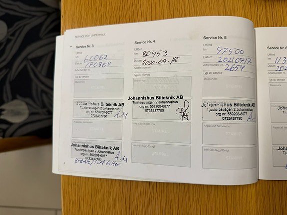 Vehicle Image 32