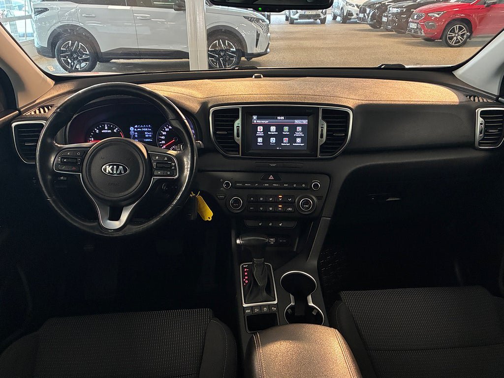 Vehicle Image 15