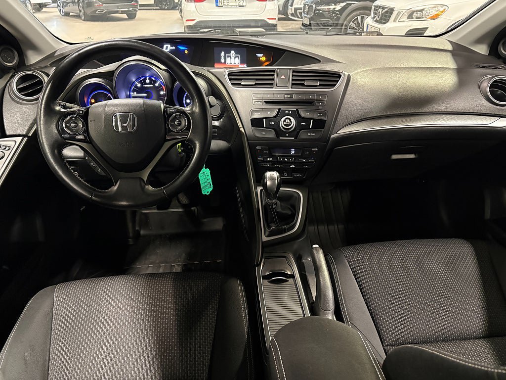 Vehicle Image 7