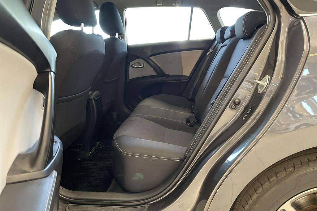 Vehicle Image 15