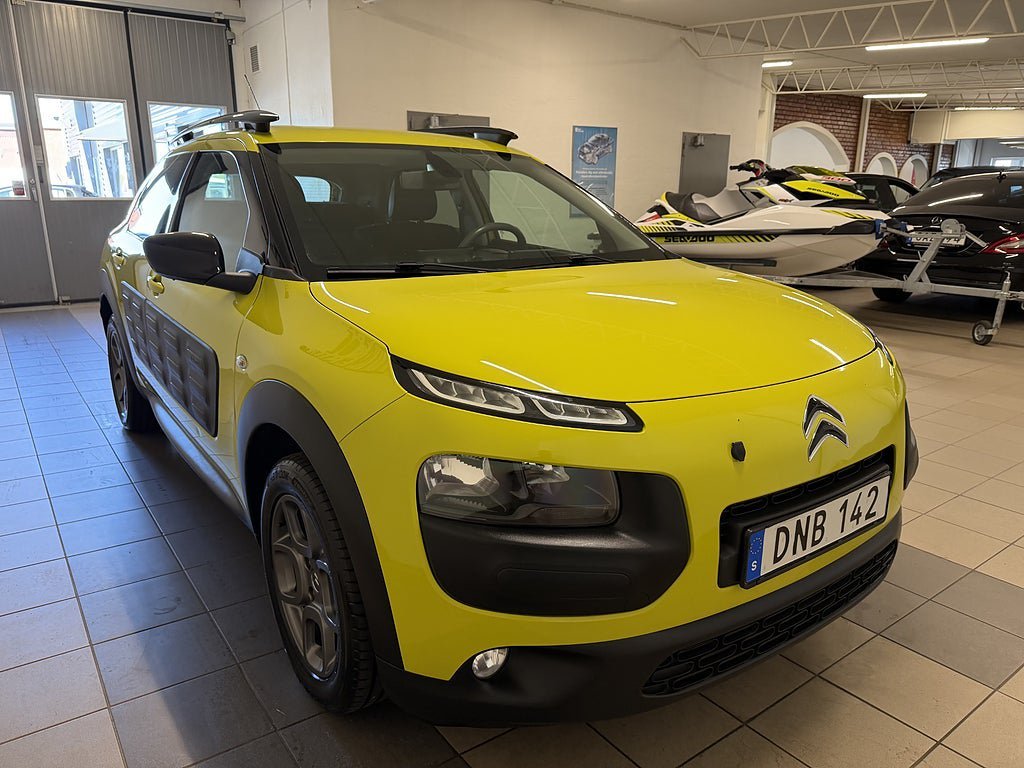 Vehicle Image 6