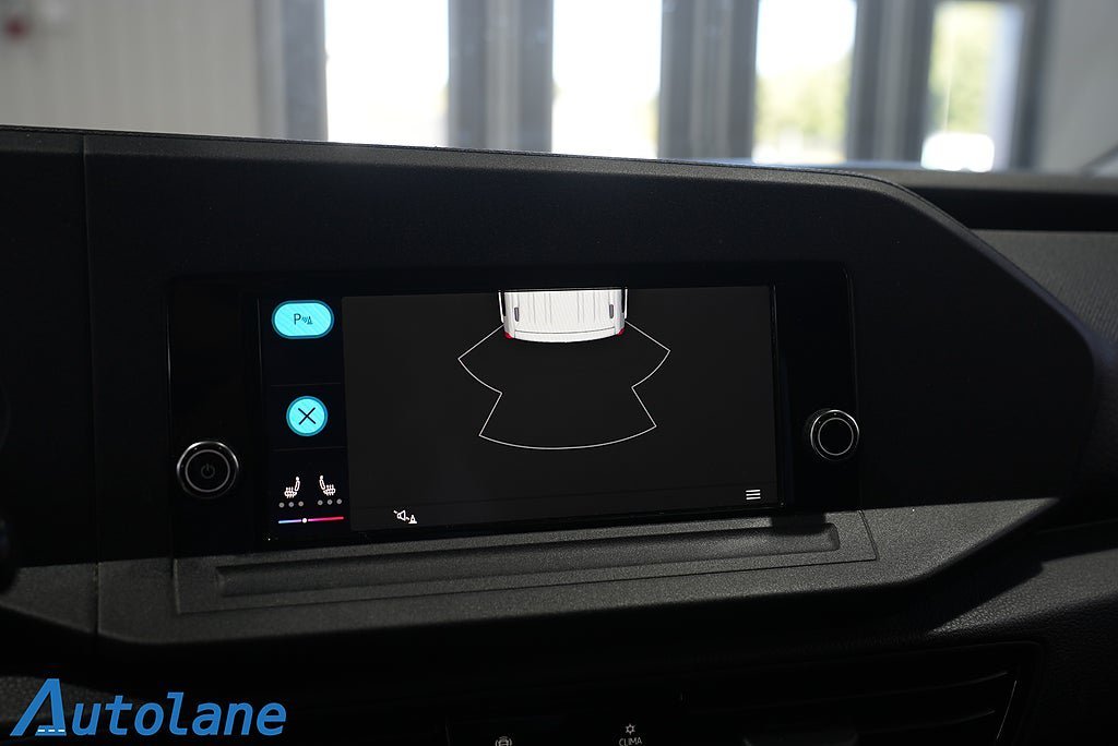 Vehicle Image 28