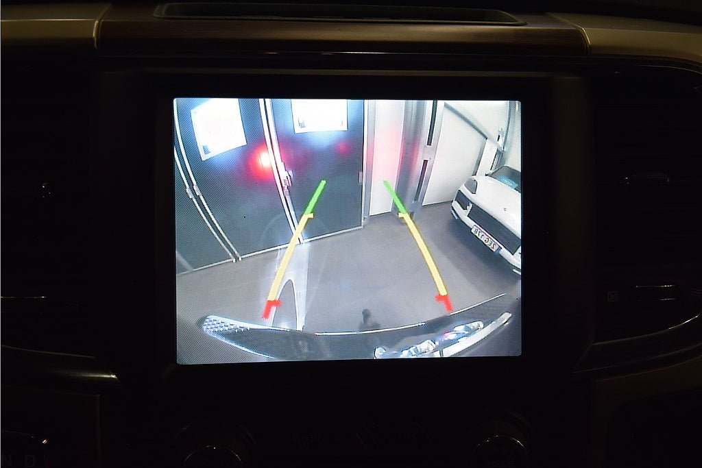 Vehicle Image 22