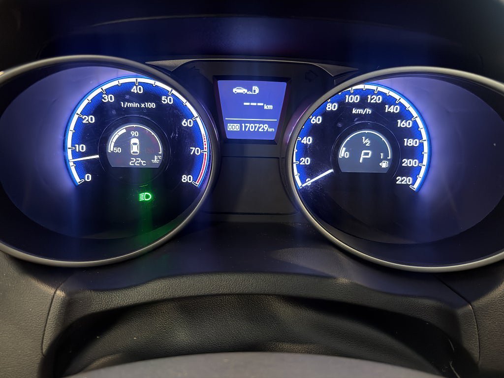 Vehicle Image 11