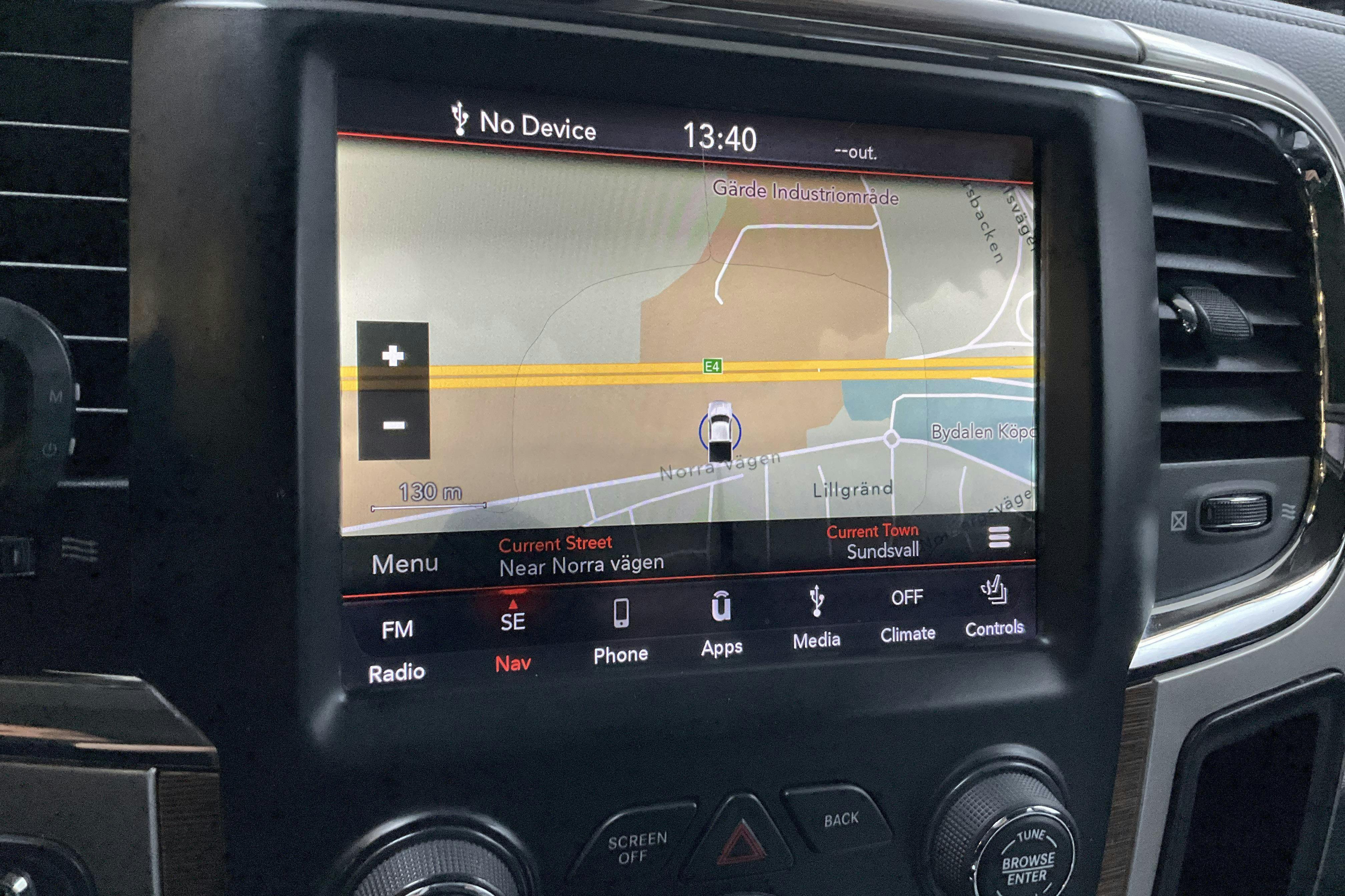Vehicle Image 14