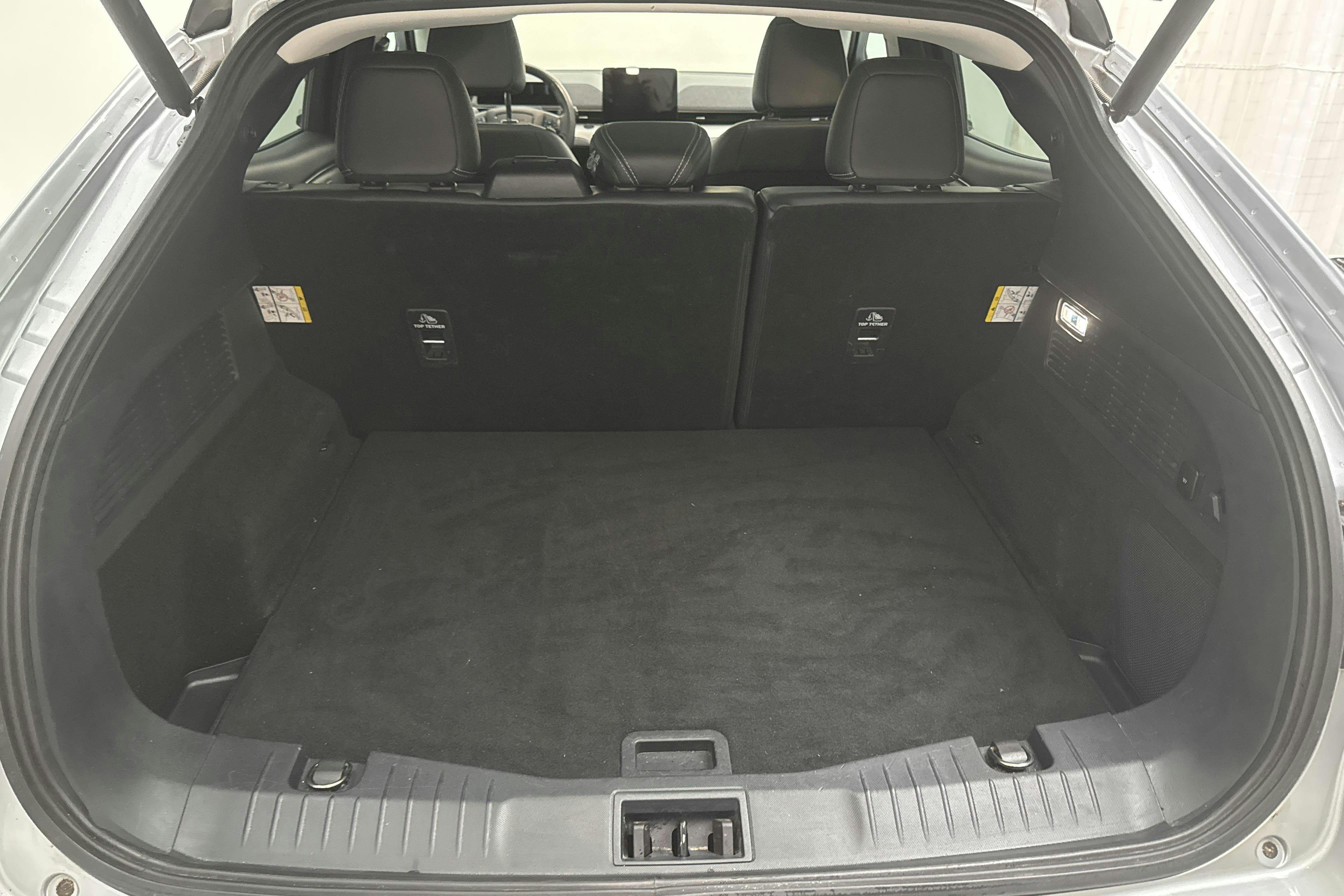Vehicle Image 9