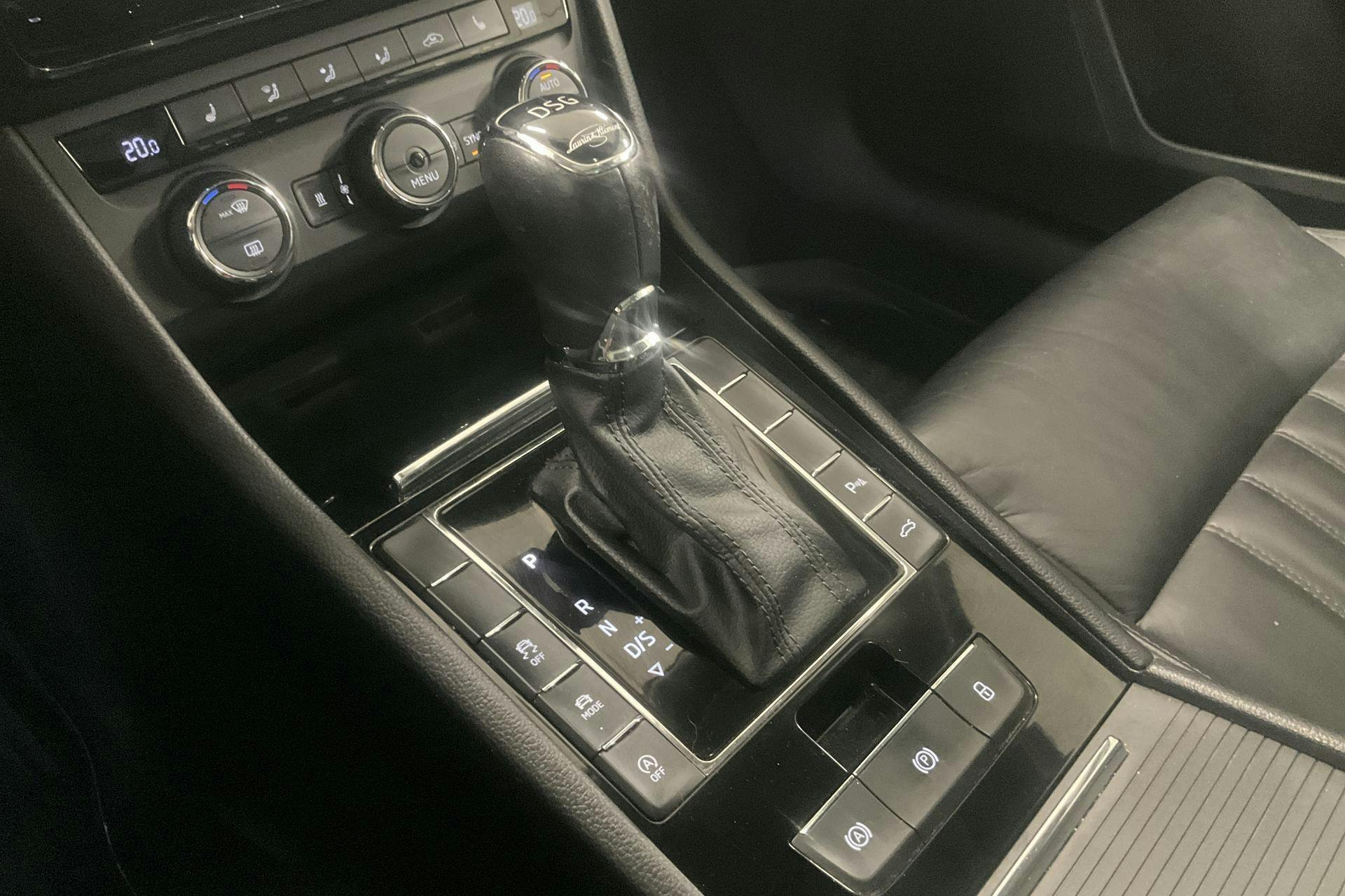 Vehicle Image 22