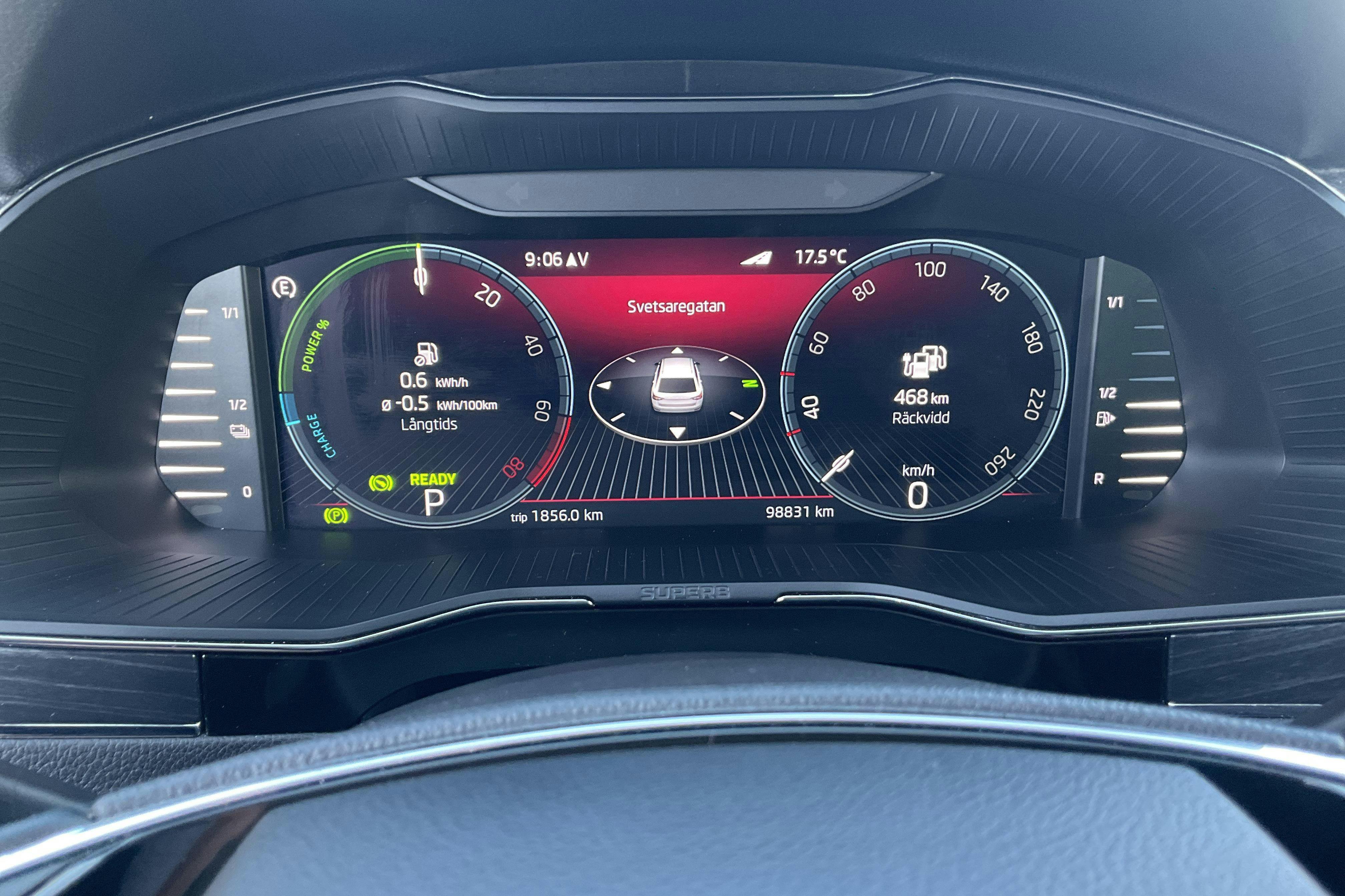 Vehicle Image 10
