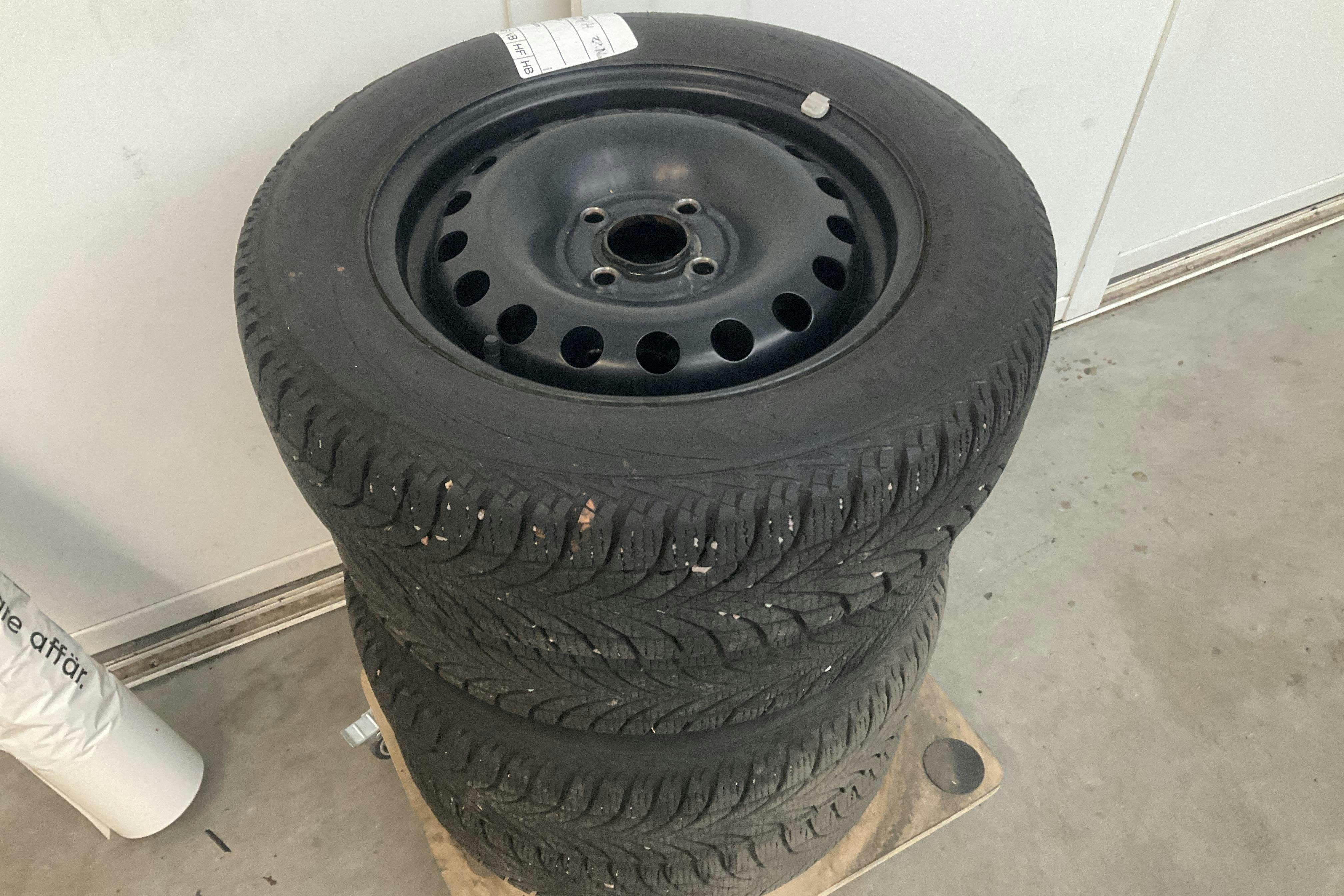 Vehicle Image 14