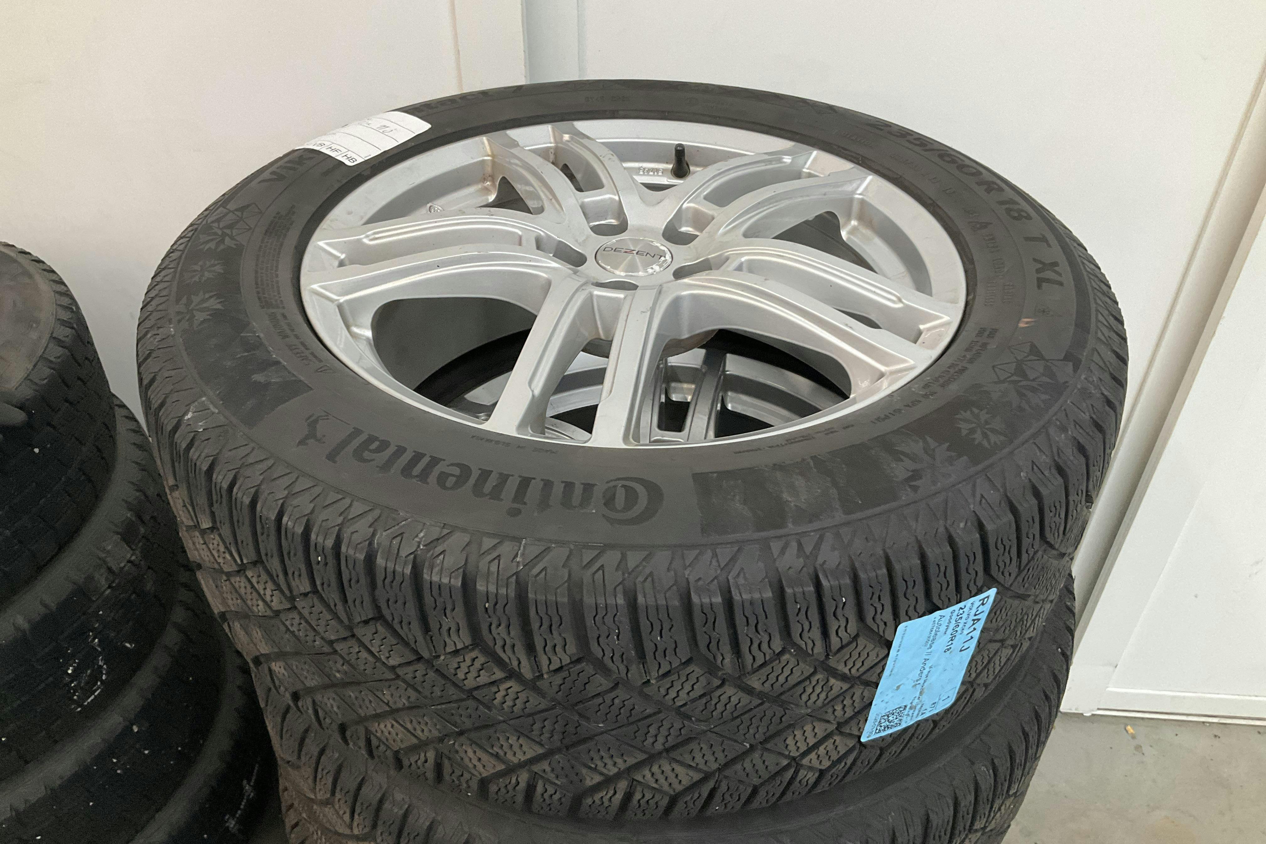 Vehicle Image 17