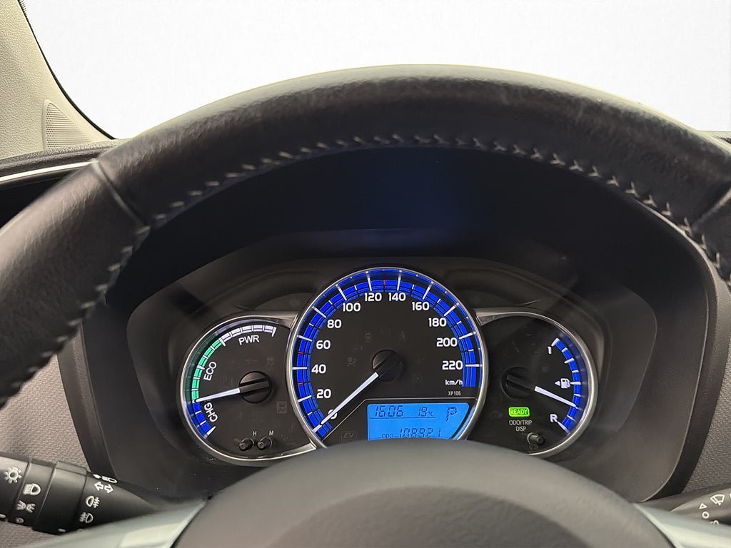 Vehicle Image 14