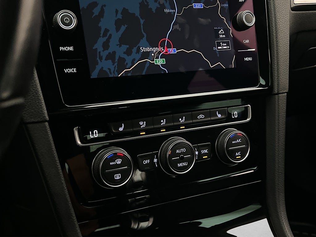 Vehicle Image 23