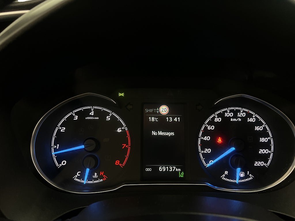 Vehicle Image 17