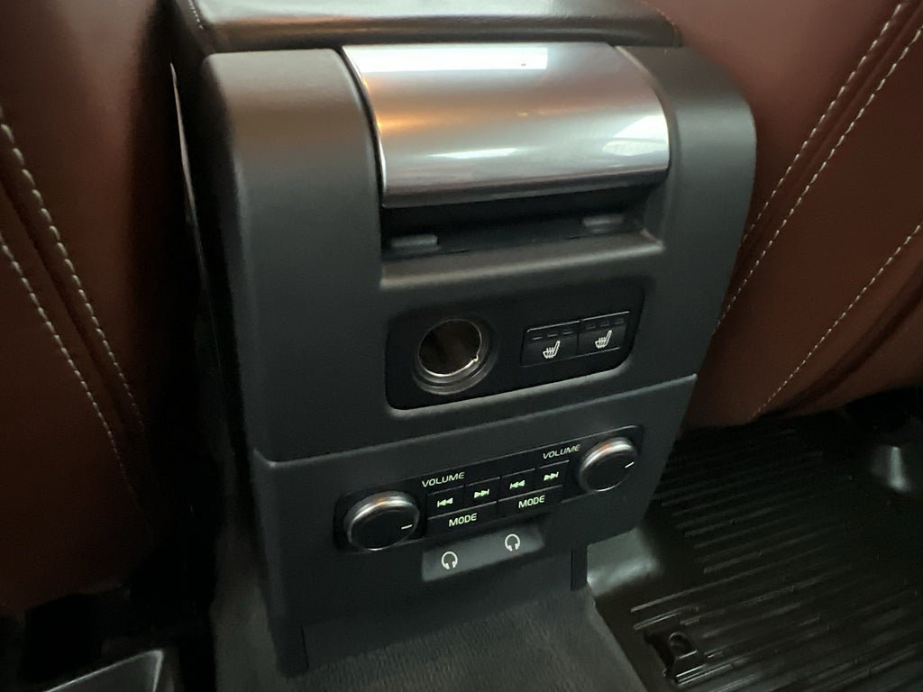 Vehicle Image 29