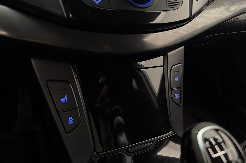 Vehicle Image 23