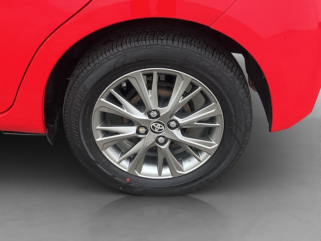 Vehicle Image 30