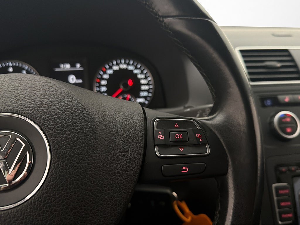 Vehicle Image 28