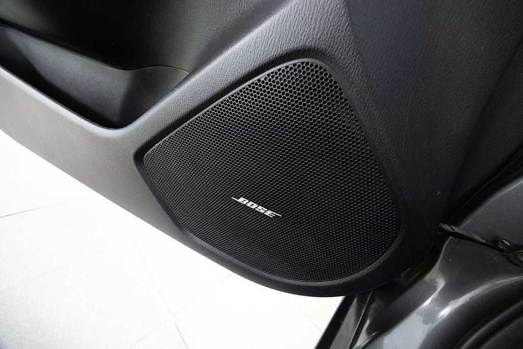 Vehicle Image 23