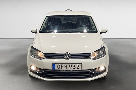 Vehicle Image 10