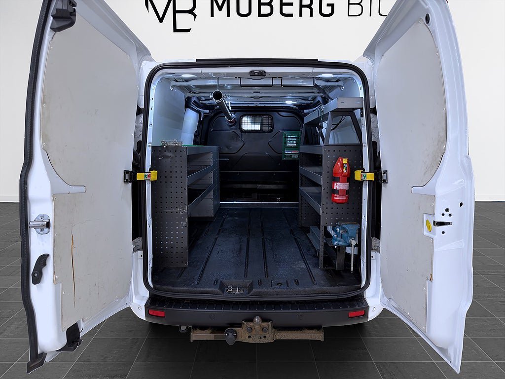 Vehicle Image 15