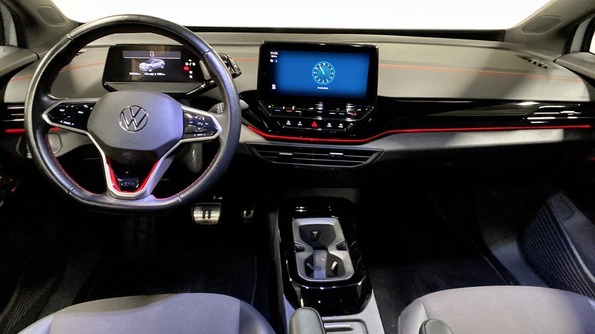 Vehicle Image 10