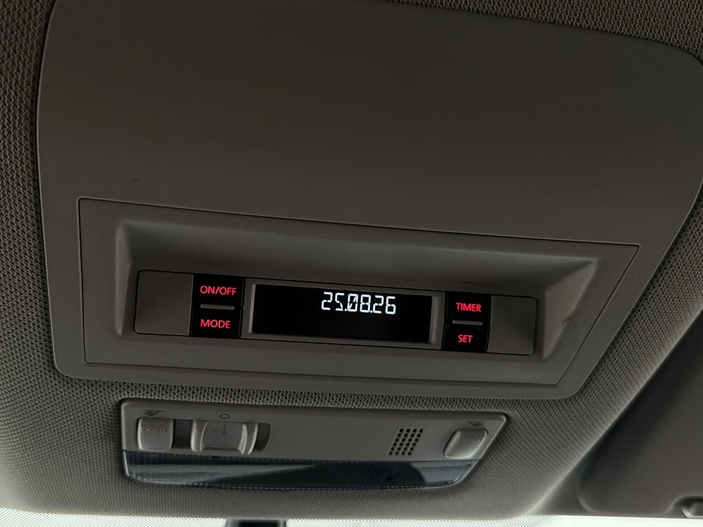 Vehicle Image 27