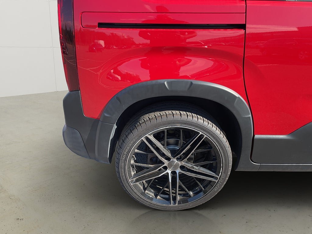 Vehicle Image 36