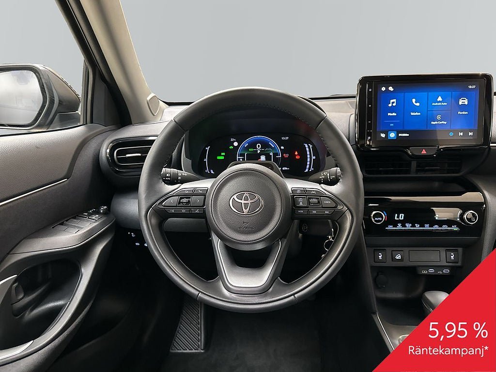 Vehicle Image 10