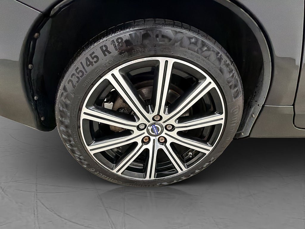Vehicle Image 33