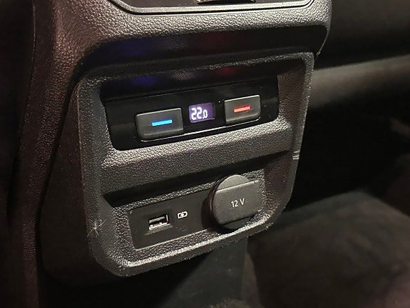 Vehicle Image 28